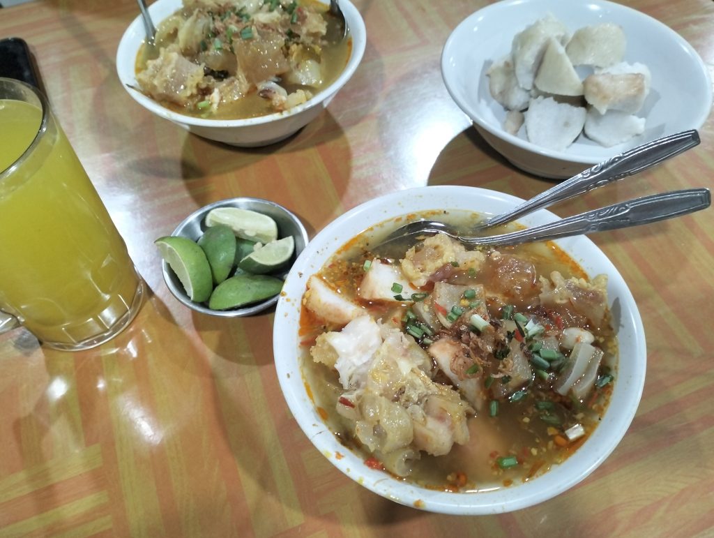 lontong kikil surabaya