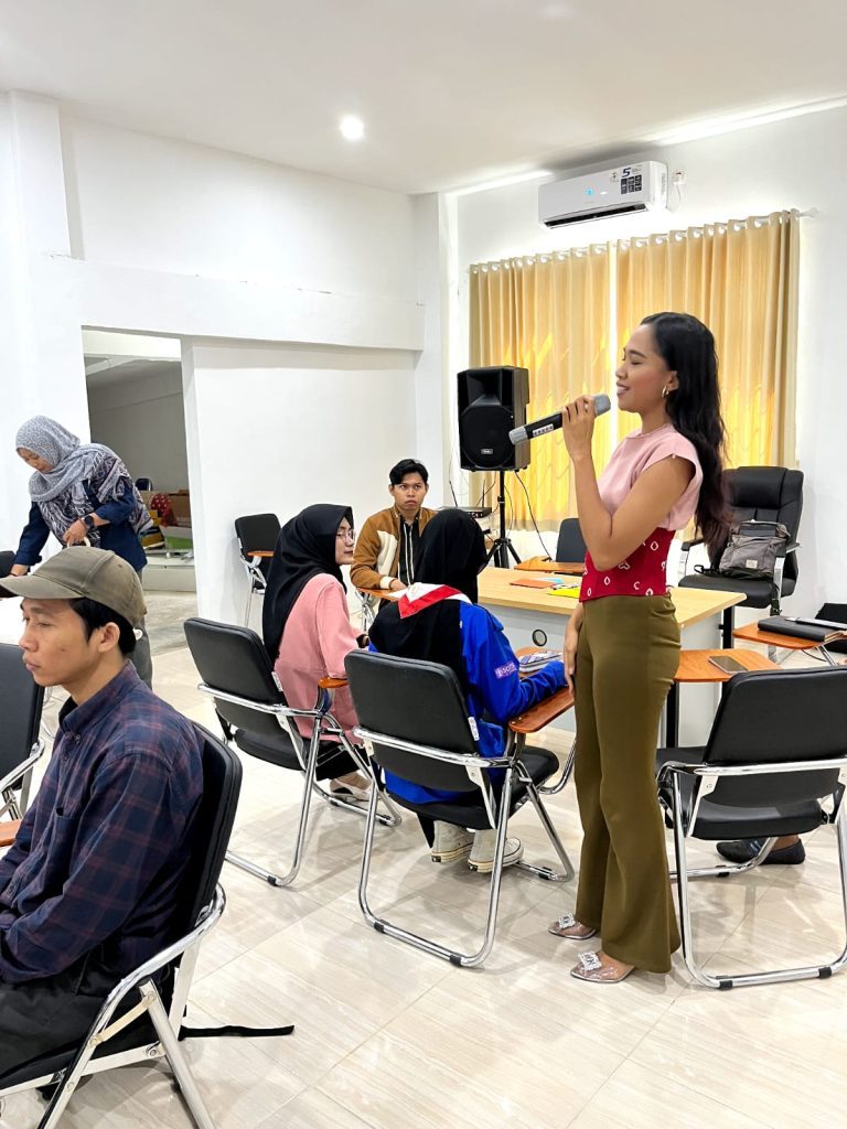 peserta diskusi dari senyumpuan