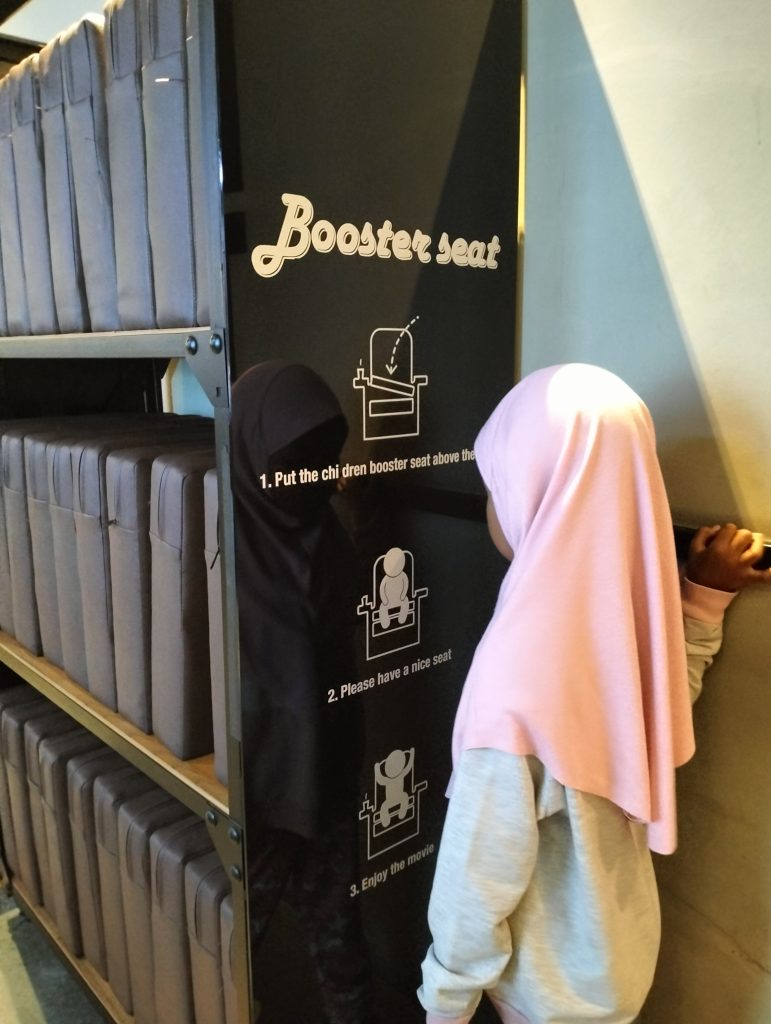 booster seat cgv