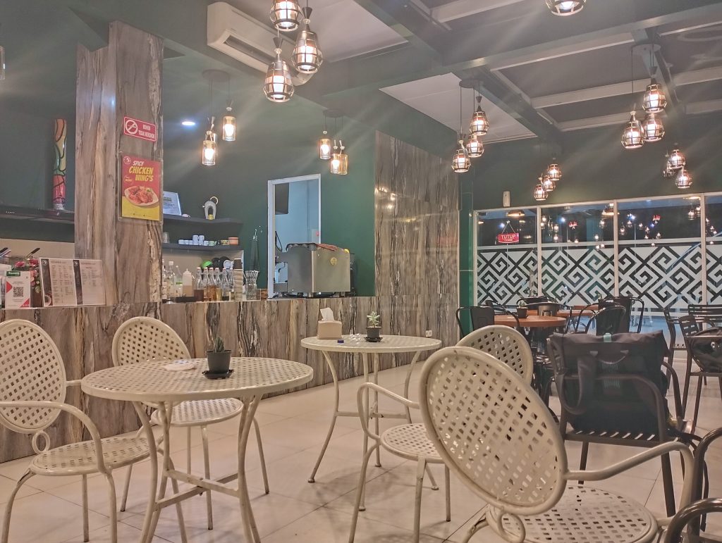 kenawa kafe