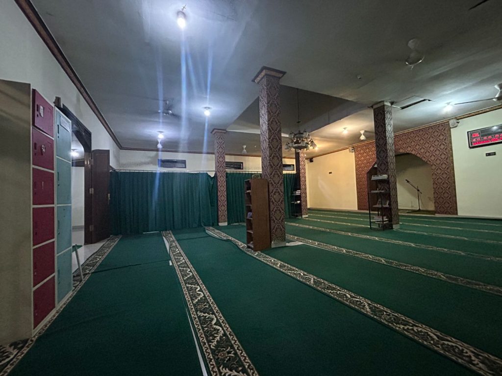 ruang shalat