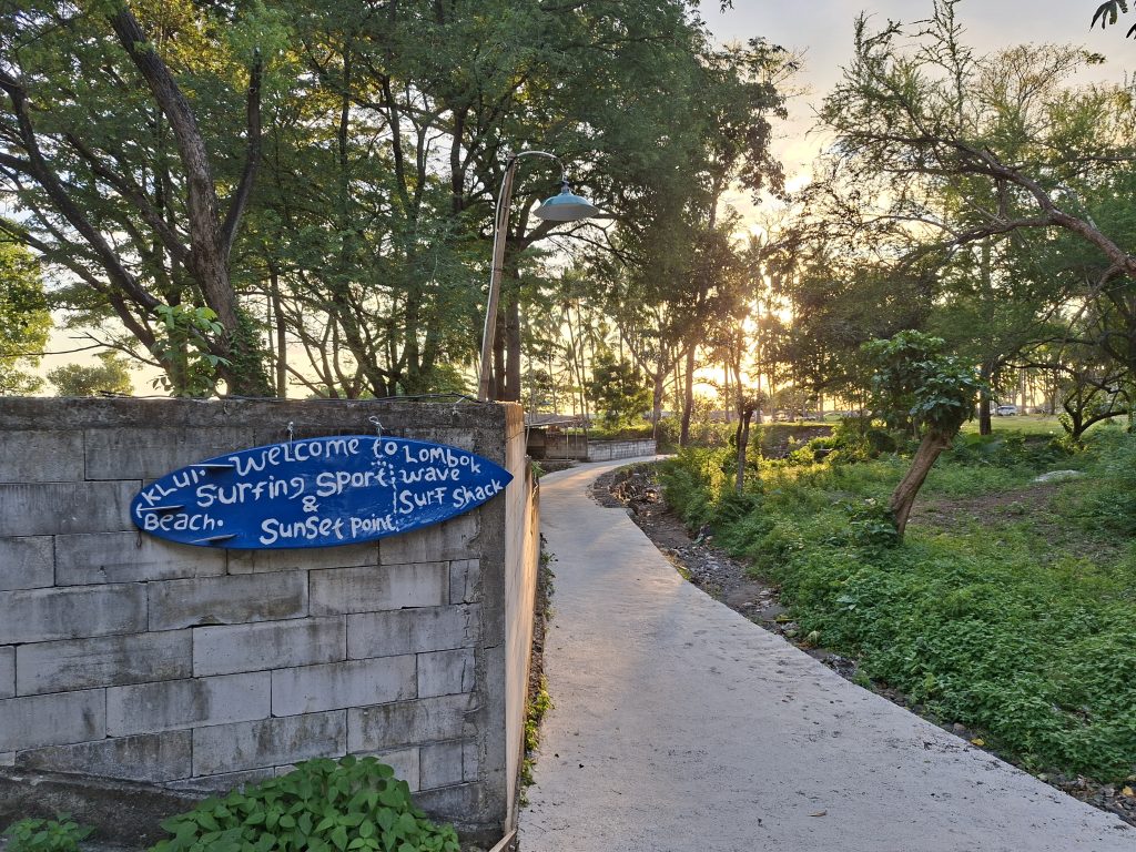 pintu masuk klui