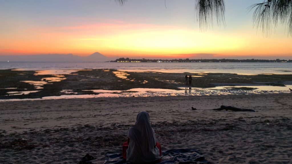 sunset sira