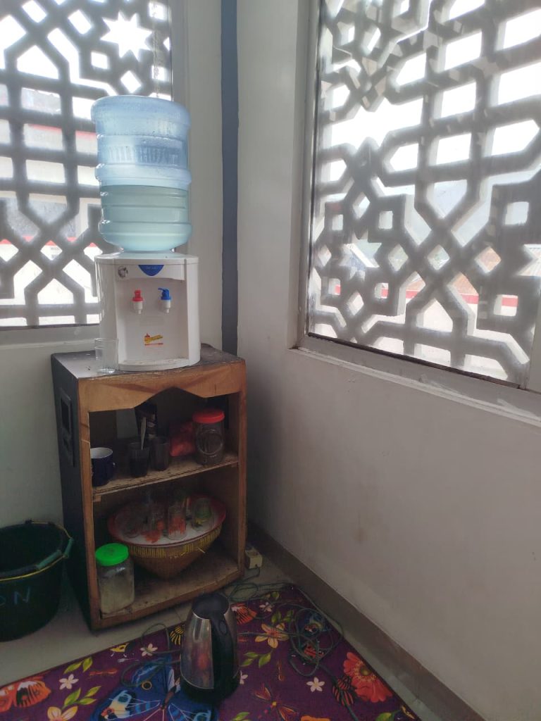 kopi dan teh di masjid