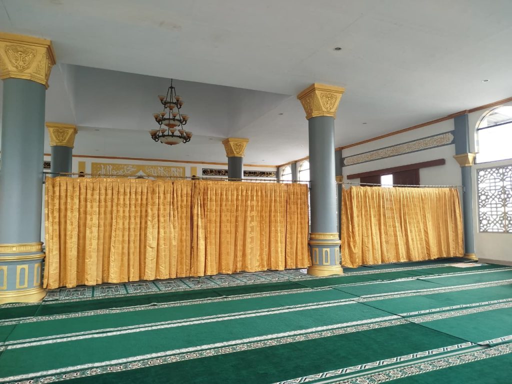 Bagian dalam masjid