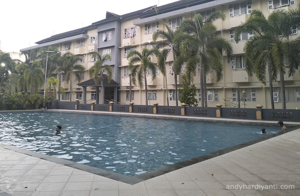 area kolam lakilaki