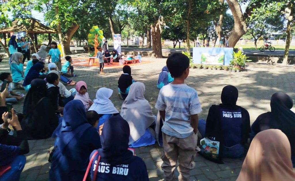 Hari pasar anak anak