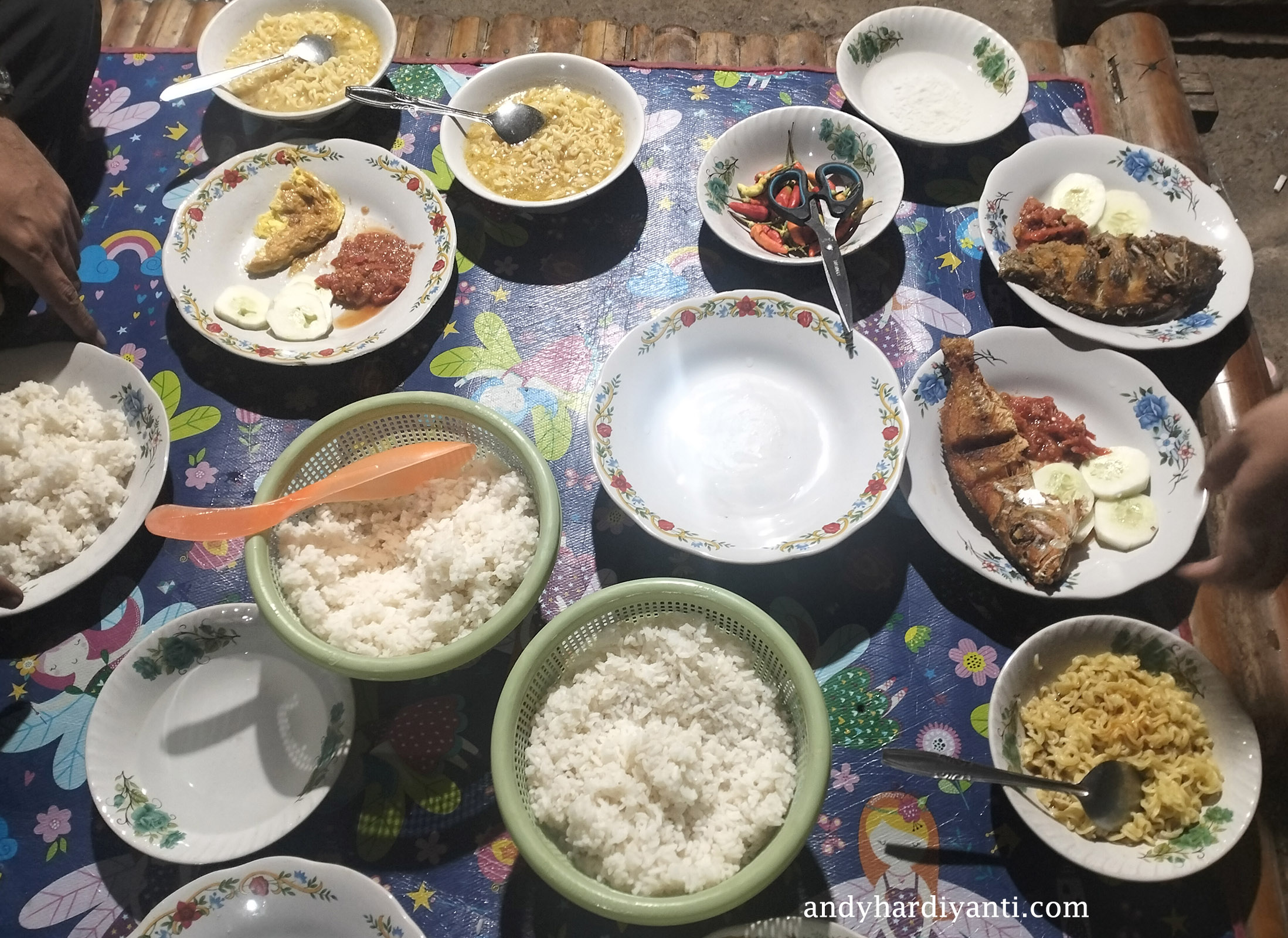 sajian makan malam